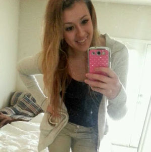 Meet your Posher, Olivia